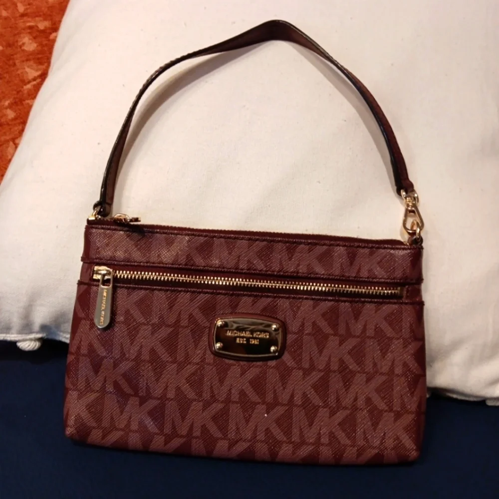 Michael Kors Marrón Wristlet and mini handbag bag semi new - Picture 1 of 6